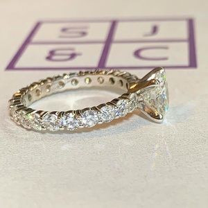 18k Diamond Eternity Ring